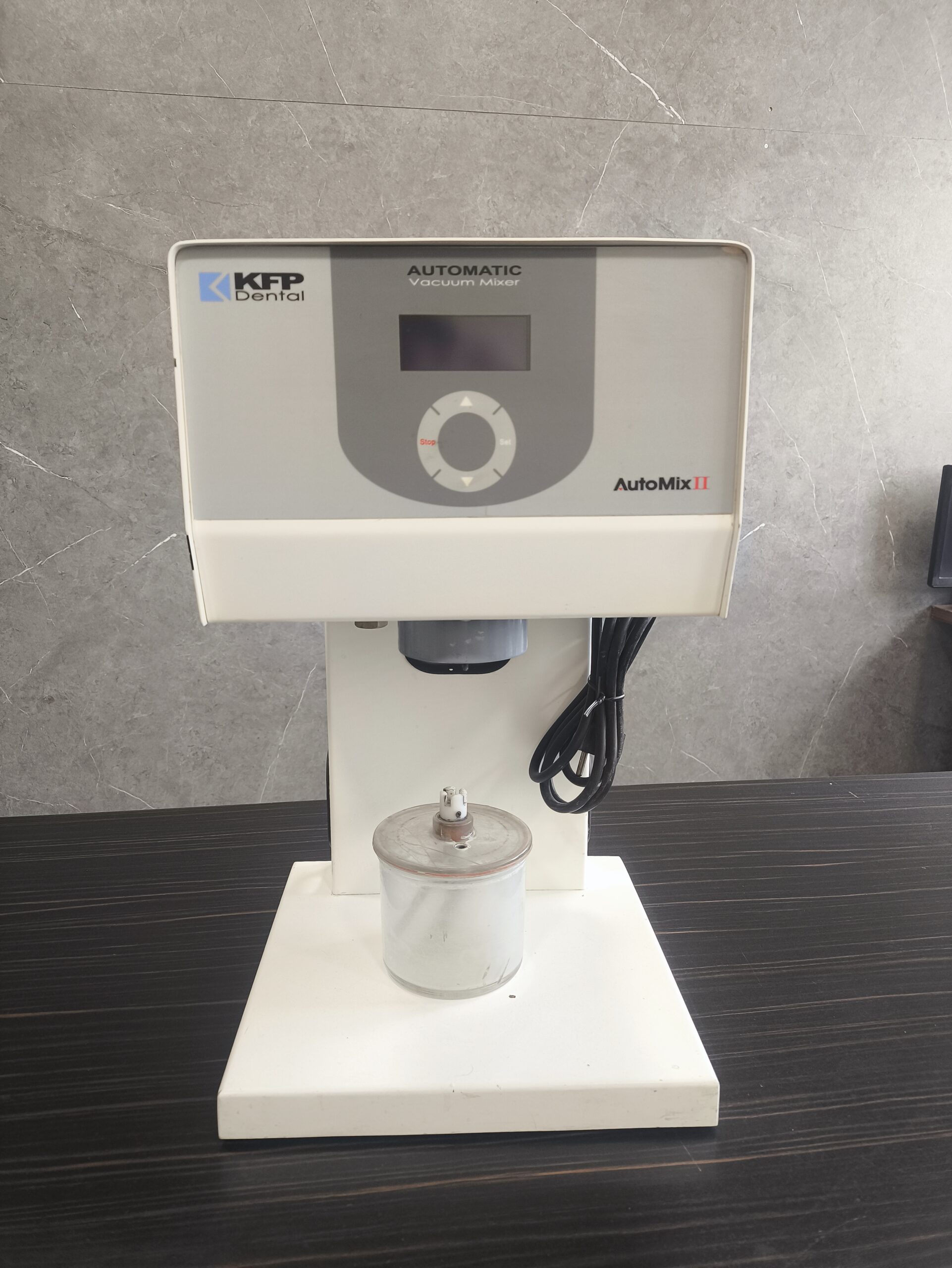 وکیوم میکسر دندانسازی کارکرده